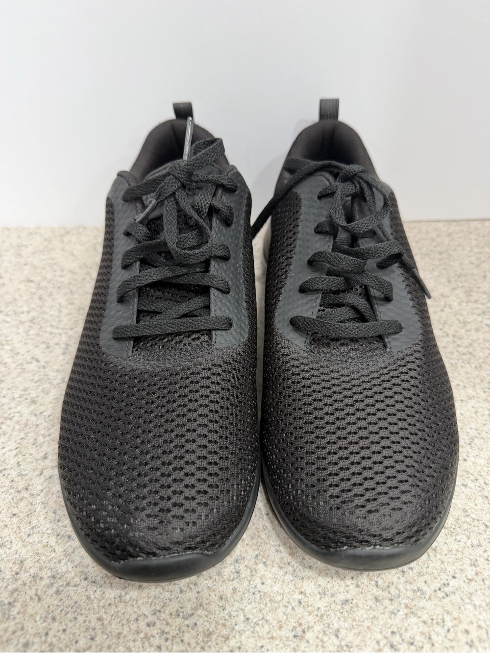 SKECHERS Goga Max 5 Gen Sneakers Shoes - Women's Size 8.5 - Black - Never Worn
